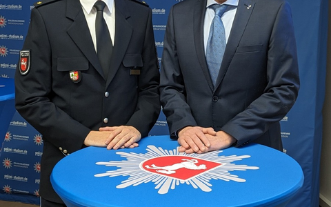 POL-LG: ++ Generationswechsel - KOR Ulrich Constabel geht in den Ruhestand ++ PR Niklas Botsch neuer Polizeichef im Landkreis Lüchow-Dannenberg ++ - Foto: presseportal.de