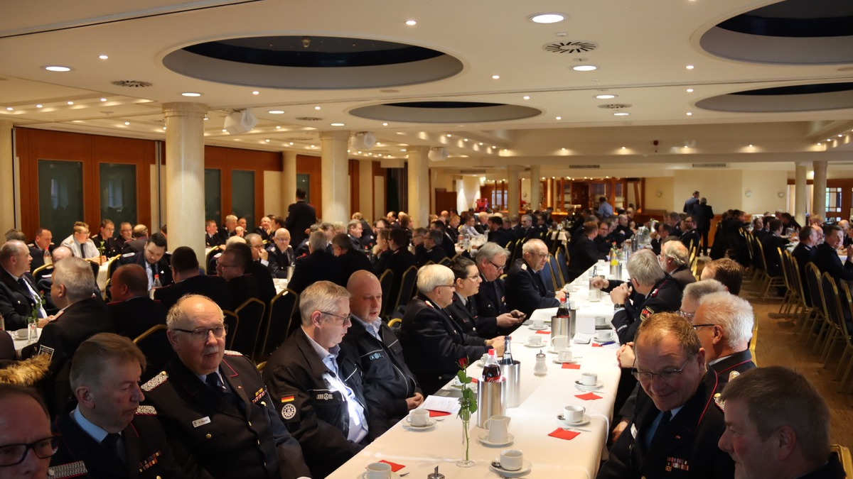 FW-ROW: Kreisbrandmeister lädt zur Dienstversammlung - Foto: presseportal.de