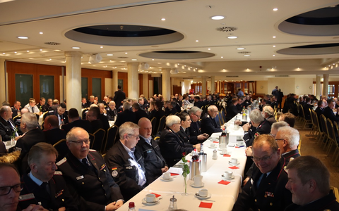 FW-ROW: Kreisbrandmeister lädt zur Dienstversammlung - Foto: presseportal.de