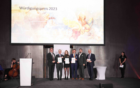 Würdigungspreis - Foto: BMBWF/elephant and porcelain GmbH/Gabor Mayerhofer (gabor@eap.at) /www.eap.at über pressetext.de Würdigungspreis - Foto: BMBWF/elephant and porcelain GmbH/Gabor Mayerhofer (gabor@eap.at) /www.eap.at über pressetext.de