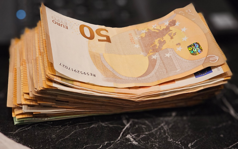 HZA-DU: Bundesweite Prüfung der Finanzkontrolle Schwarzarbeit des Zolls - Prüfungen in Oberhausen, Essen und Duisburg - Foto: presseportal.de