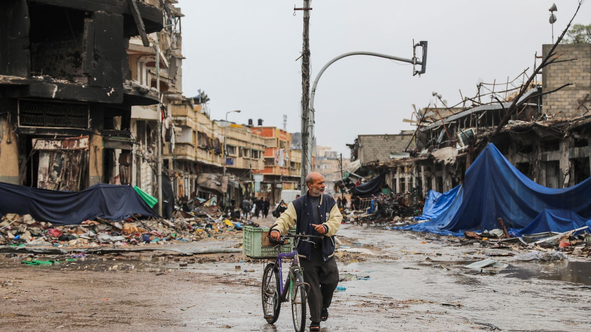 Israel und die islamistische Hamas haben sich auf eine Verlängerung der Feuerpause geeinigt. - Foto: Mohammed Hajjar/AP/dpa