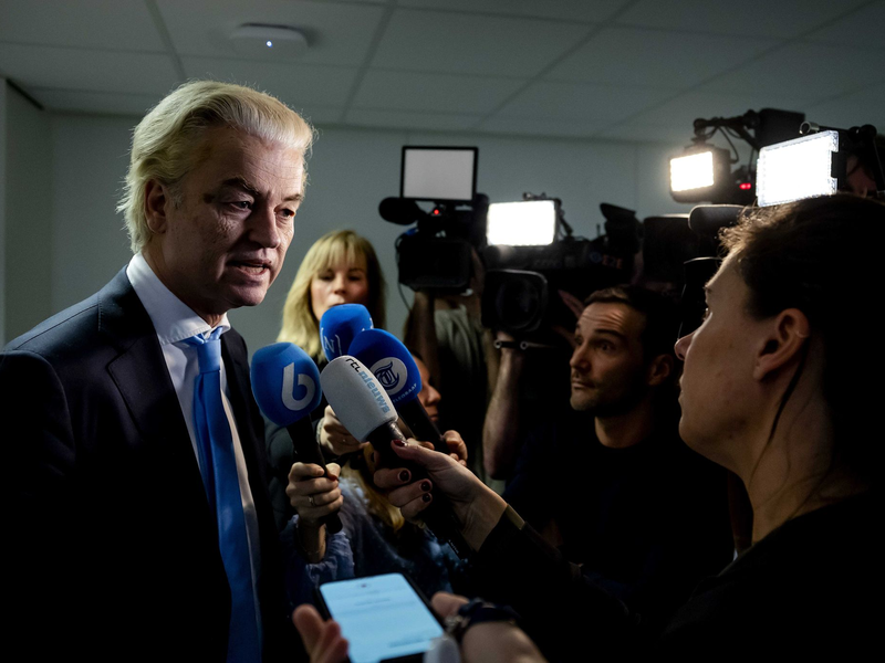 Braucht für eine Mehrheit mindestens zwei Parteien: Wahlsieger und Rechtspopulist Geert Wilders. - Foto: Robin Van Lonkhuijsen/ANP/dpa