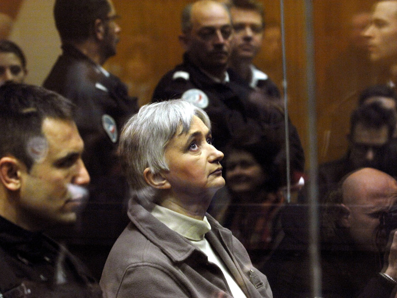 Monique Olivier, die Frau des französischen Serienmörders Michel Fourniret, steht erneut vor Gericht. - Foto: Yoan Valat/EPA/dpa