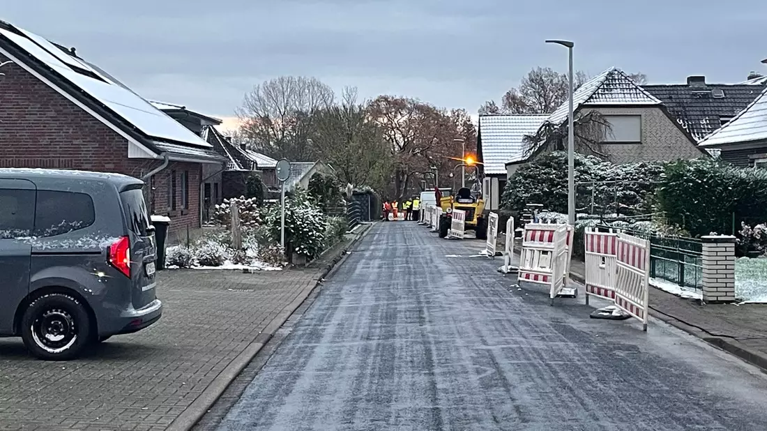 FW-ROW: Gasleitung angebaggert - Bild: presseportal.de