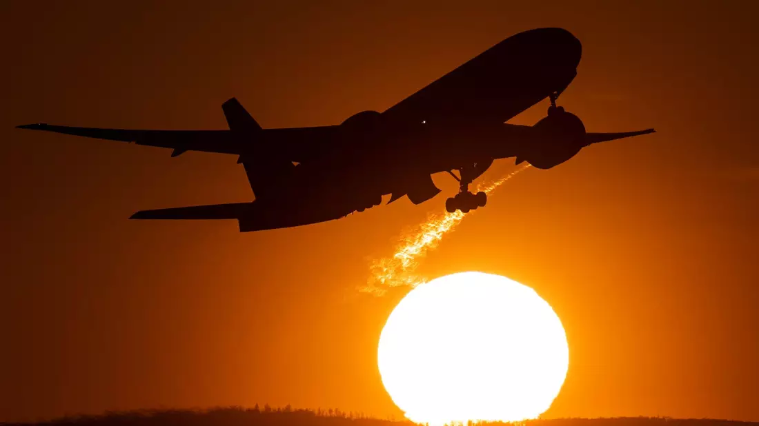 Warum das Flugzeug abstürzte, ist noch unklar (Symbolbild). - Bild: Boris Roessler/dpa
