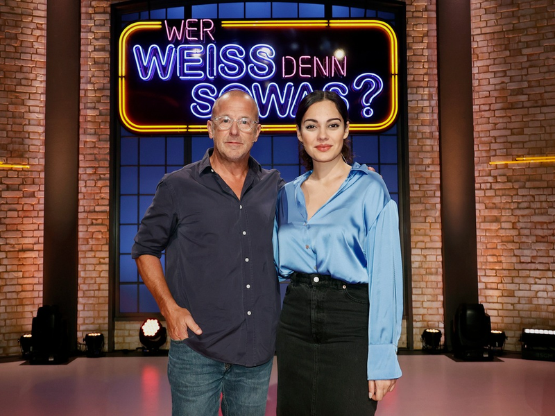 Das Schauspieler-Duell: Heino Ferch und Nilam Farooq bei Wer weiß denn sowas? - Das Wissensquiz vom 4. bis 8. Dezember 2023, um 18:00 Uhr im Ersten - Foto: presseportal.de