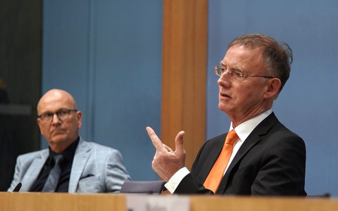 Der Präsident des Deutschen Städte- und Gemeindebundes, Uwe Brandl, und DStGB-Hauptgeschäftsführer Gerd Landsberg am 04.01.2023 in Berlin. - Foto: über dts Nachrichtenagentur