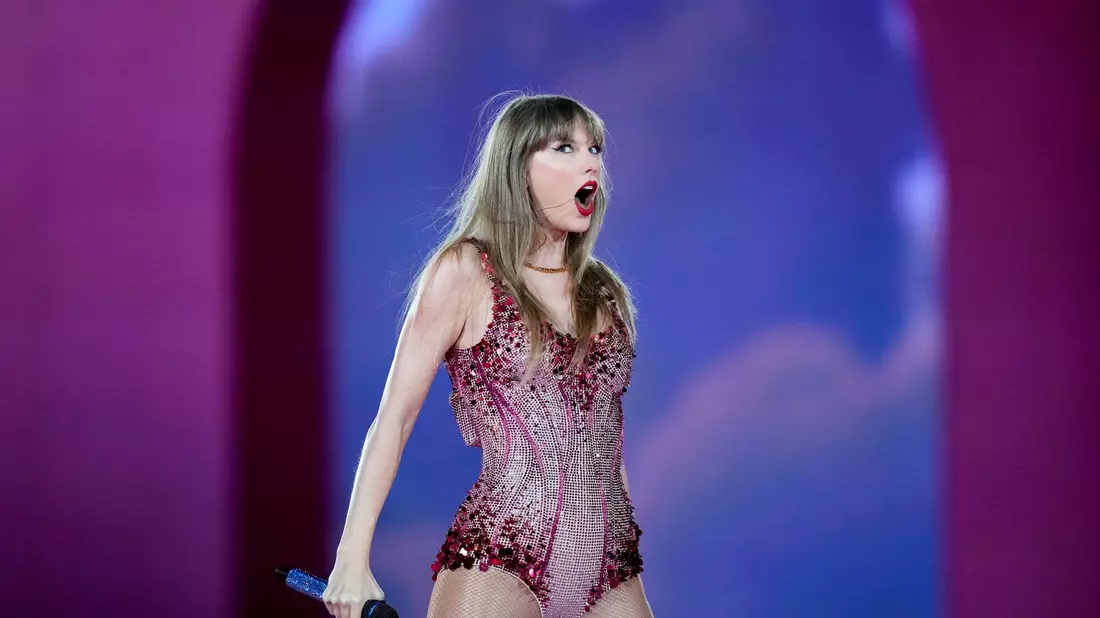 Taylor Swift tritt im Monumental-Stadion während eines Konzerts im Rahmen ihrer «The Eras Tour» in Buenos Aires auf. - Bild: Natacha Pisarenko/AP