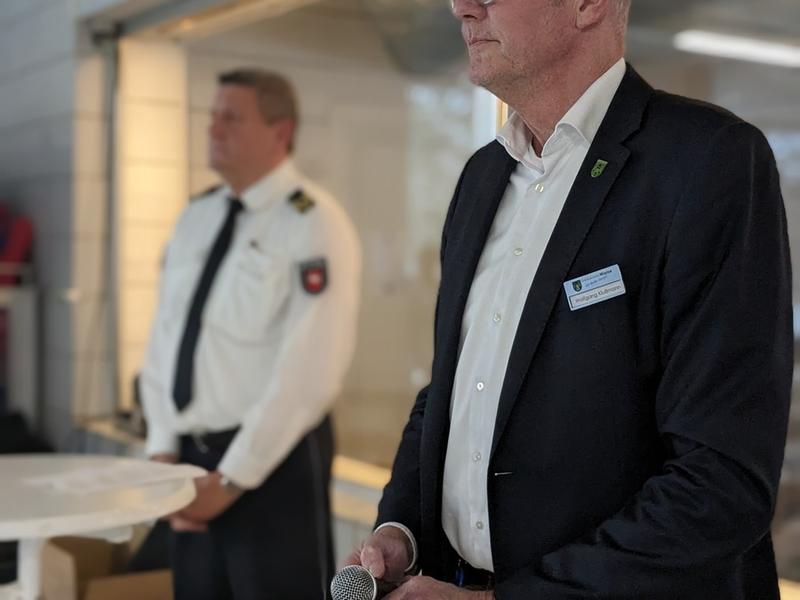 POL-CE: 41. Niedersächsische Polizeimeisterschaften im Schwimmen und Retten in Wietze - Foto: presseportal.de