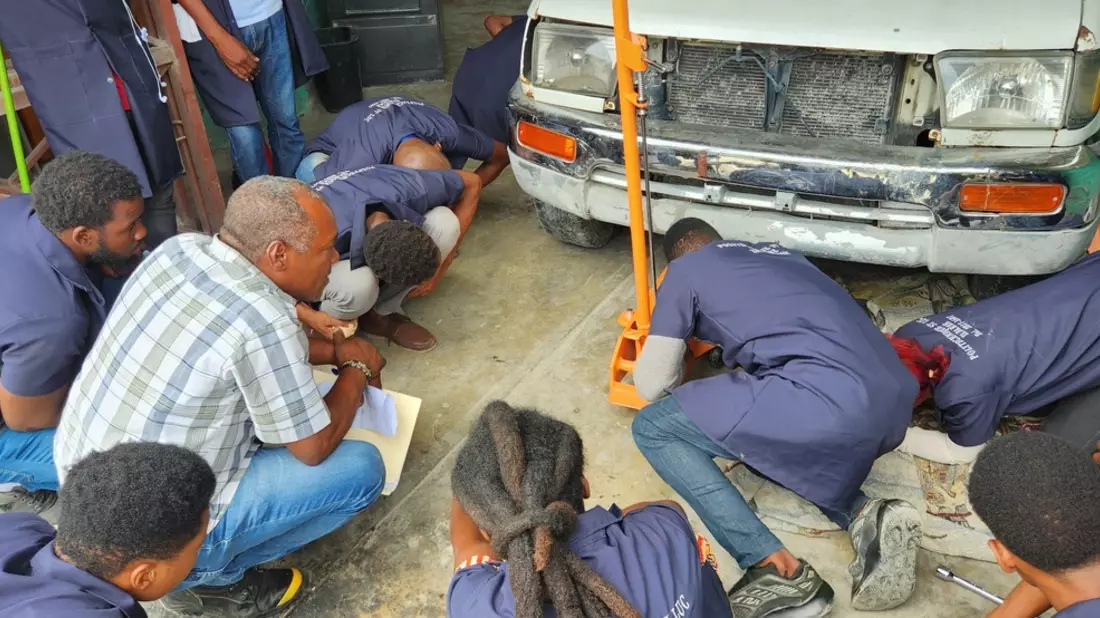 Zukunft trotz Krise: nph verhilft 49 jungen Menschen in Haiti zu besseren Chancen - Bild: presseportal.de