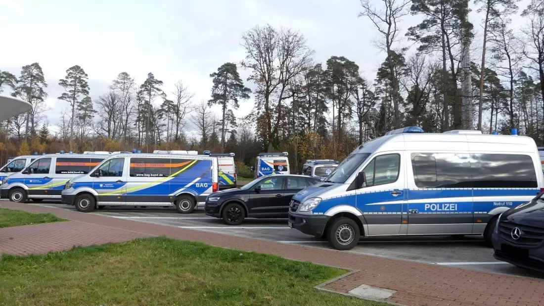 POL-OH: Gefahrgutkontrollen an der Autobahn A 7 führen zu zahlreichen Beanstandungen - Bild: presseportal.de