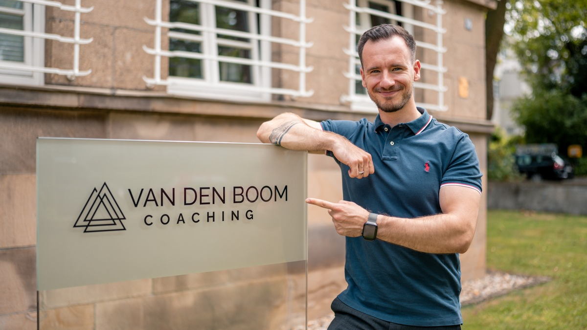 Daniel van den Boom: So können Selbstständige, Unternehmer und Führungskräfte ihre Gewichtsabnahme outsourcen - Foto: presseportal.de