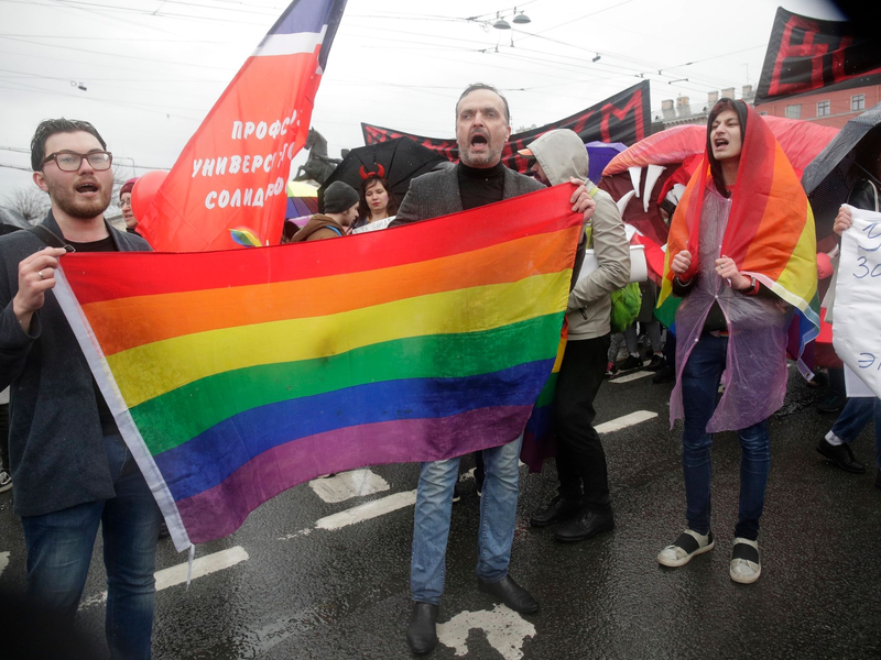 Unabhängige russische Medien weisen  darauf hin, dass die Richter nicht einmal klar gestellt hätten, wer genau in ihren Augen der «LGBT-Bewegung» angehört (Archivbild). - Foto: ---/AP/dpa