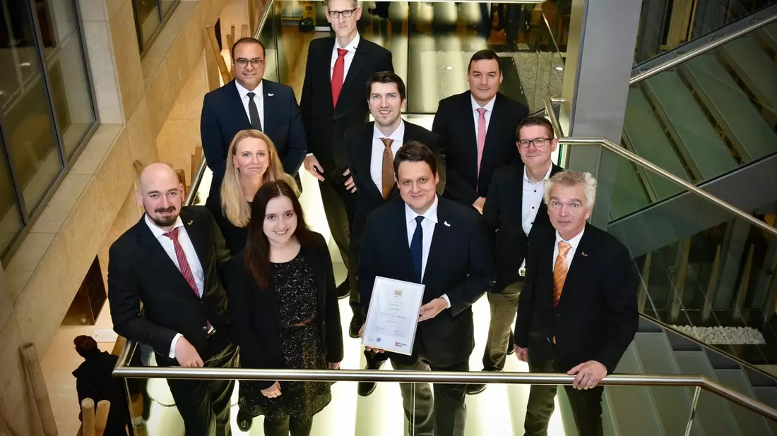 BearingPoint erhält Best of Consulting Award für zukunftsweisendes Stromnetz-Projekt mit 50Hertz - Bild: presseportal.de