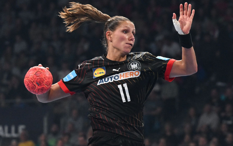 Xenia Smits traf gegen Japan in letzter Sekunde. - Foto: Sven Hoppe/dpa