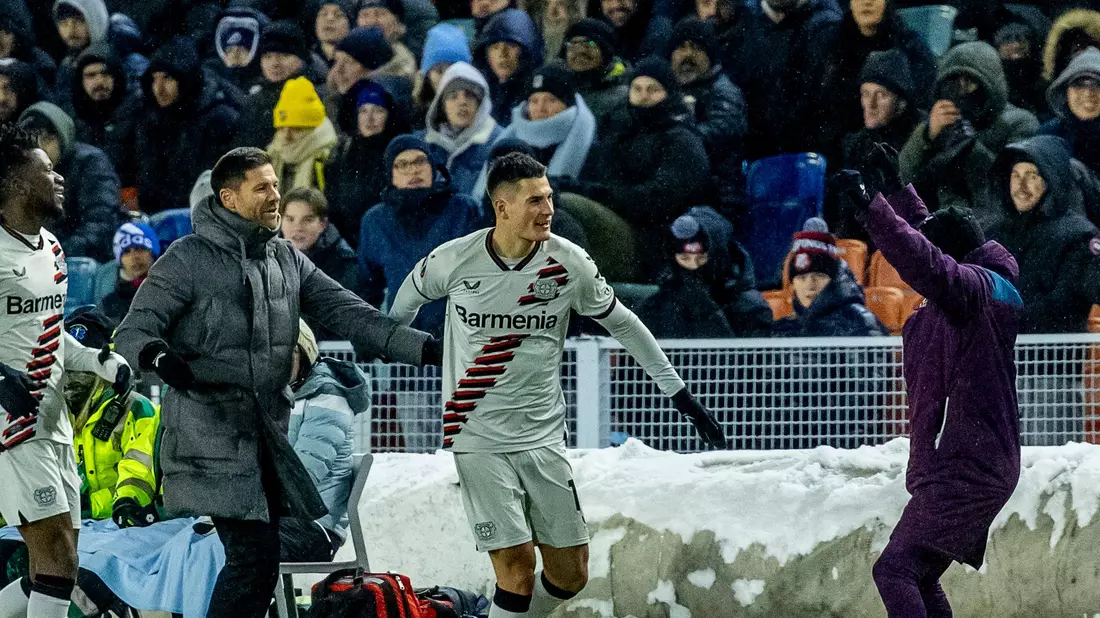 Leverkusens Patrik Schick (M) traf in der Europa League elf Minuten nach seiner Einwechslung. - Bild: Adam Ihse/TT News Agency/AP/dpa