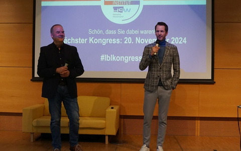 Mentale Gesundheit in Zeiten der Dauerkrise / LĂ€nger besser leben.-Kongress von BKK24 und HSW fĂŒhrt Fachleute zusammen - Foto: presseportal.de Mentale Gesundheit in Zeiten der Dauerkrise / LĂ€nger besser leben.-Kongress von BKK24 und HSW fĂŒhrt Fachleute zusammen - Foto: presseportal.de