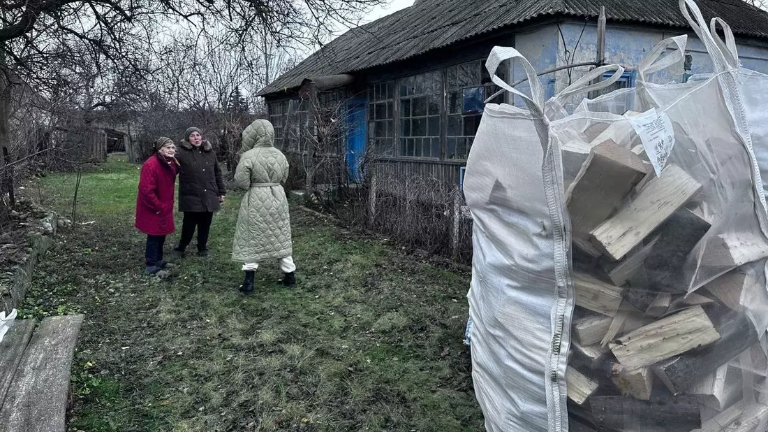 Ukraine: Winterhilfe für Zehntausende / Johanniter und ihre Partner unterstützen im Süden und Osten der Ukraine die Menschen mit Hilfsgütern zum Schutz vor der Winterkälte - Bild: presseportal.de