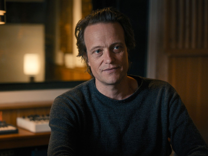 Schauspieler August Diehl in einer Szene aus «23 - Der mysteriöse Tod eines Hackers». - Foto: --/ Sky Deutschland/Ansager & Schnipselmann/dpa