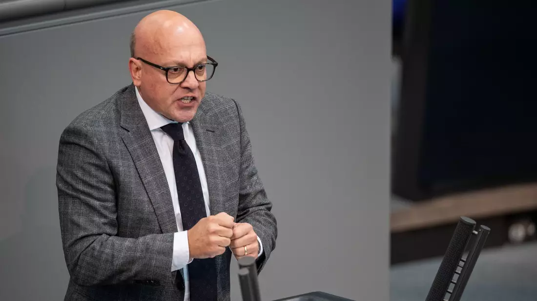 Alexander Throm (CDU) ist innenpolitischer Sprecher der Unionsfraktion. (Archivbild) - Bild: Melissa Erichsen/dpa