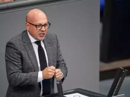 Alexander Throm (CDU) ist innenpolitischer Sprecher der Unionsfraktion. (Archivbild) - Foto: Melissa Erichsen/dpa