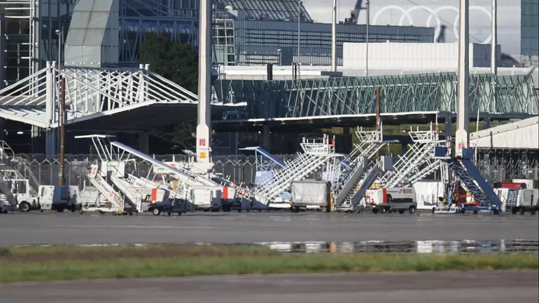 Fluggasttreppen am Flughafen München - Bild: über dts Nachrichtenagentur