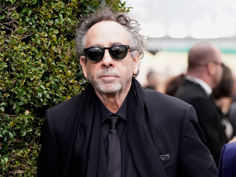 Regisseur Tim Burton bei der Verleihung der Golden Globe Awards in Beverly Hillls. - Foto: Jordan Strauss/Invision/AP/dpa