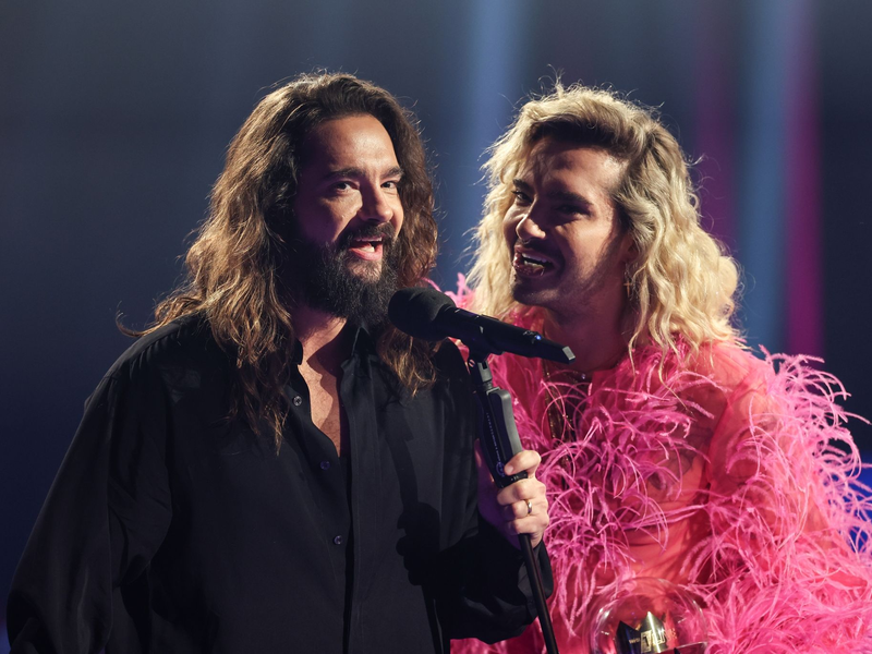 Ihre Chancen auf eine «The Voice»-Sieg schwinden: Tom (l) und Bill Kaulitz von der Band Tokio Hotel. - Foto: Friso Gentsch/dpa
