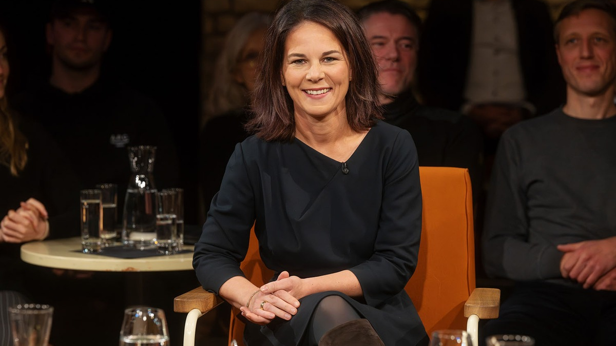 Kick it like Baerbock bei 