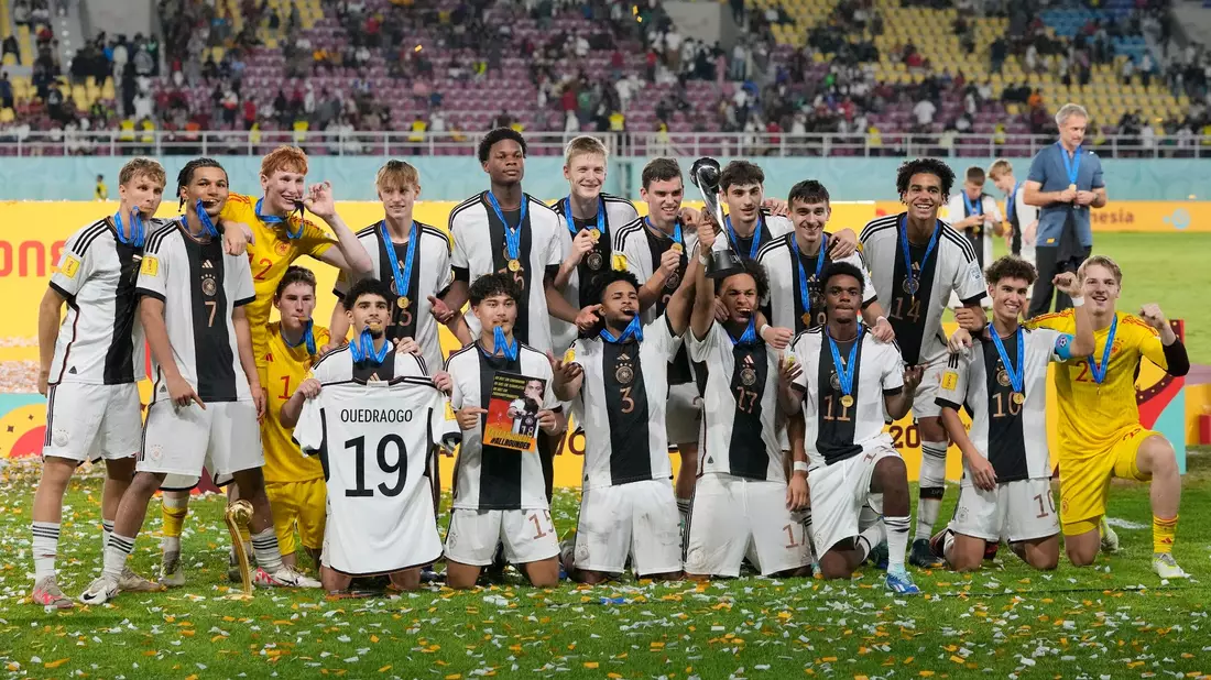 Die deutschen U17-Fußballer holten den ersten WM-Titel in dieser Altersklasse für den DFB. - Bild: Achmad Ibrahim/AP