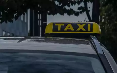 LPI-EF: Kampflustige Taxifahrer - Foto: presseportal.de