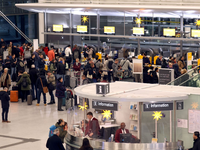 Der Flugbetrieb in München kommt wegen Eisregens erneut zum Erliegen. - Foto: Karl-Josef Hildenbrand/dpa