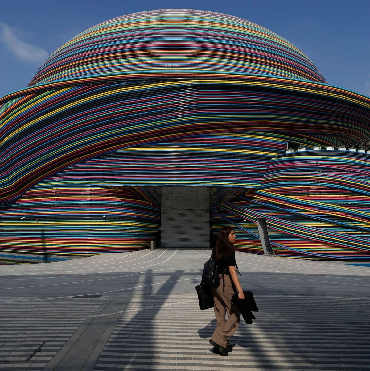 Die Weltklimakonferenz COP28 findet dieses Jahr in Dubai statt. - Foto: Peter Dejong/AP