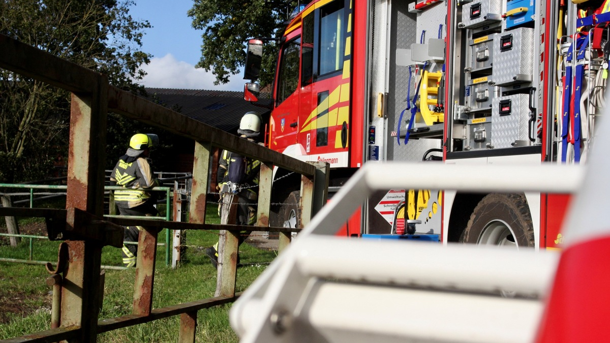 FW Hünxe: Gemeldeter Brand eines Güllebehälters - Foto: presseportal.de