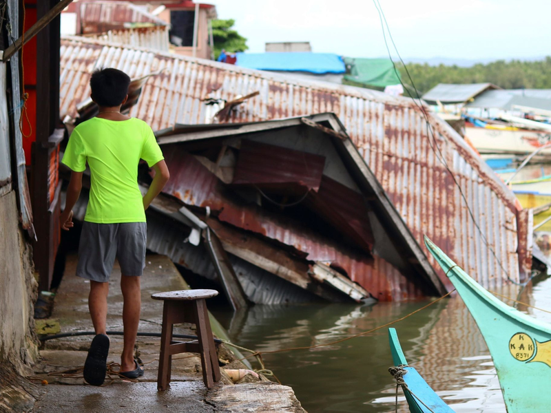 Vor der Küste der philippinischen Insel Mindanao hat sich ein starkes Erdbeben ereignet. - Foto: Ivy Marie Mangadlao/AP