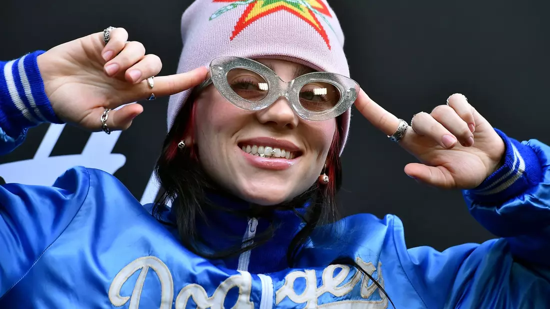 Wollte aus ihrem Coming-out keine große Sache machen: Sängerin Billie Eilish. - Bild: Jordan Strauss/Invision/AP/dpa