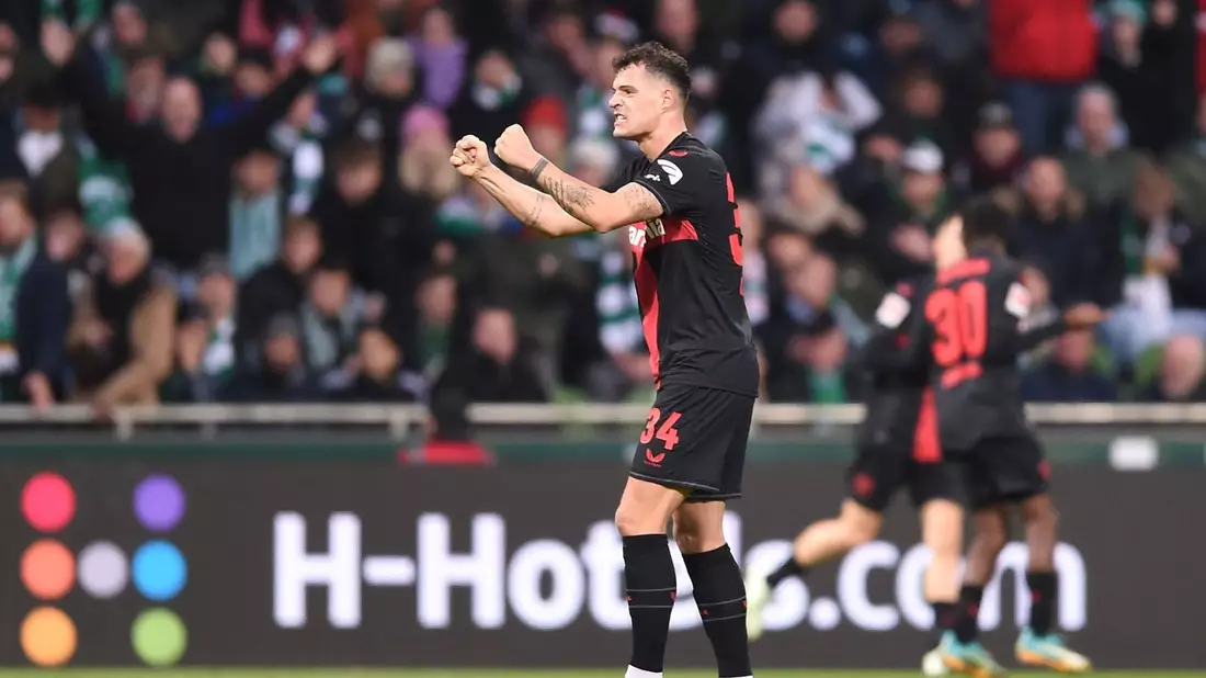 Leverkusens Granit Xhaka freut sich auf die EM in Deutschland. - Bild: Carmen Jaspersen/dpa