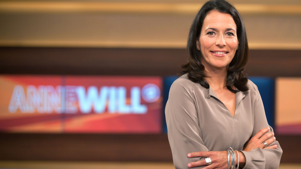 Anne Will moderiert zum letzten Mal die Talkrunde. - Foto: Jörg Carstensen/dpa