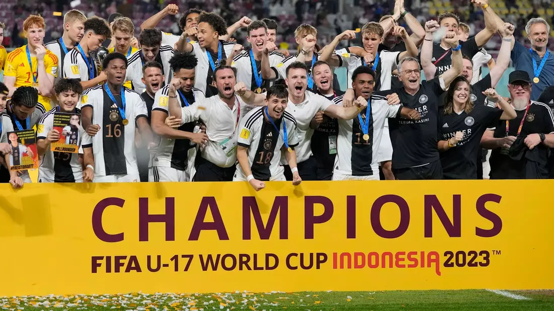Die deutschen U17-Fußballer werden zurück in Deutschland erwartet. - Bild: Achmad Ibrahim/AP