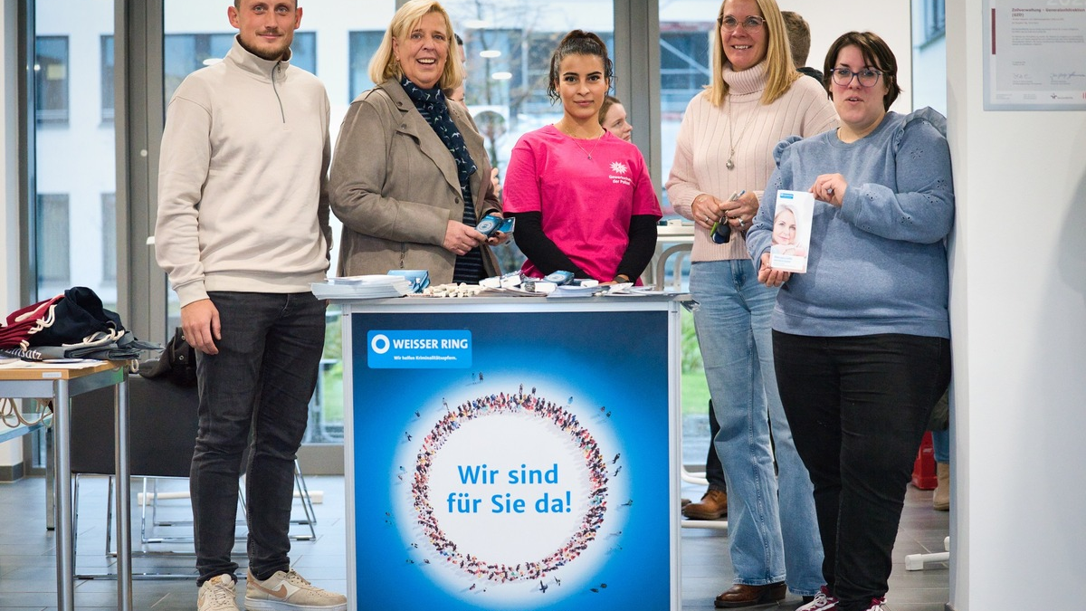 HZA-AC: Hauptzollamt Aachen - Aktionstag gegen Gewalt an Frauen - Foto: presseportal.de