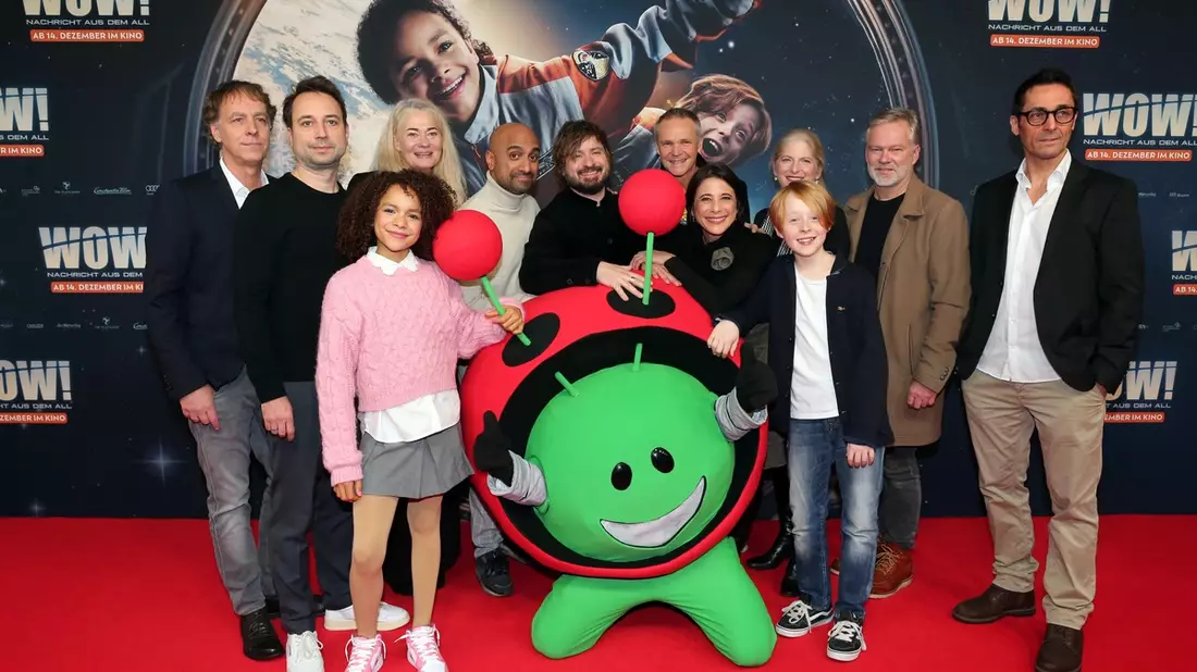 Bis zu den Sternen und darüber hinaus! / WOW! NACHRICHT AUS DEM ALL feiert Premiere in München - Bild: presseportal.de