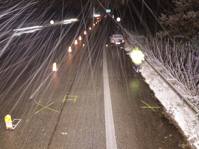 POL-D: Meldung der Autobahnpolizei - Verkehrsunfallflucht auf der A 44 bei Düsseldorf - Mann lebensgefährlich verletzt - Polizei fahndet nach Verursacher - Dringend Zeugen gesucht! - Foto: presseportal.de