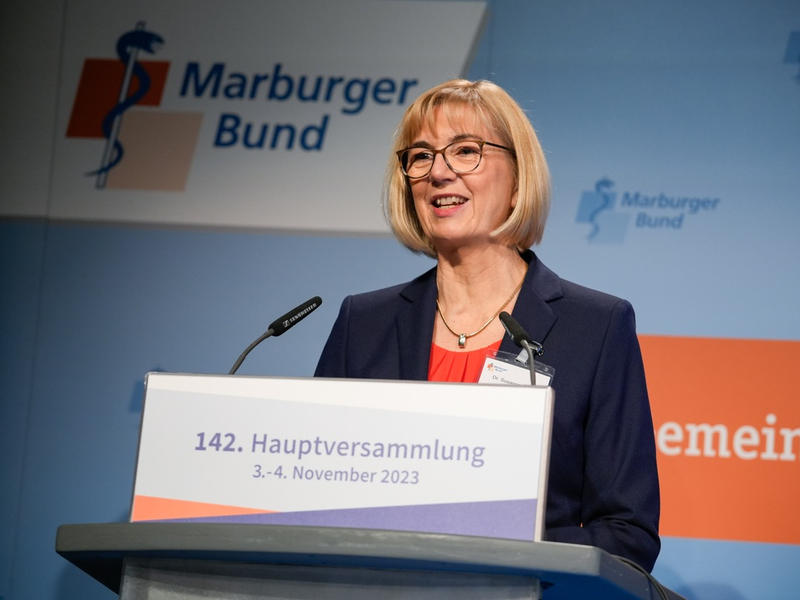 Susanne Johna: Transparenzgesetz komplett auf den Prüfstand stellen - Foto: presseportal.de