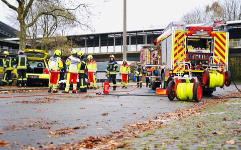 FW-GE: Feuerwehr Gelsenkirchen führt Großübung mit Schwerpunkt Massenanfall von Verletzten durch. - Foto: presseportal.de