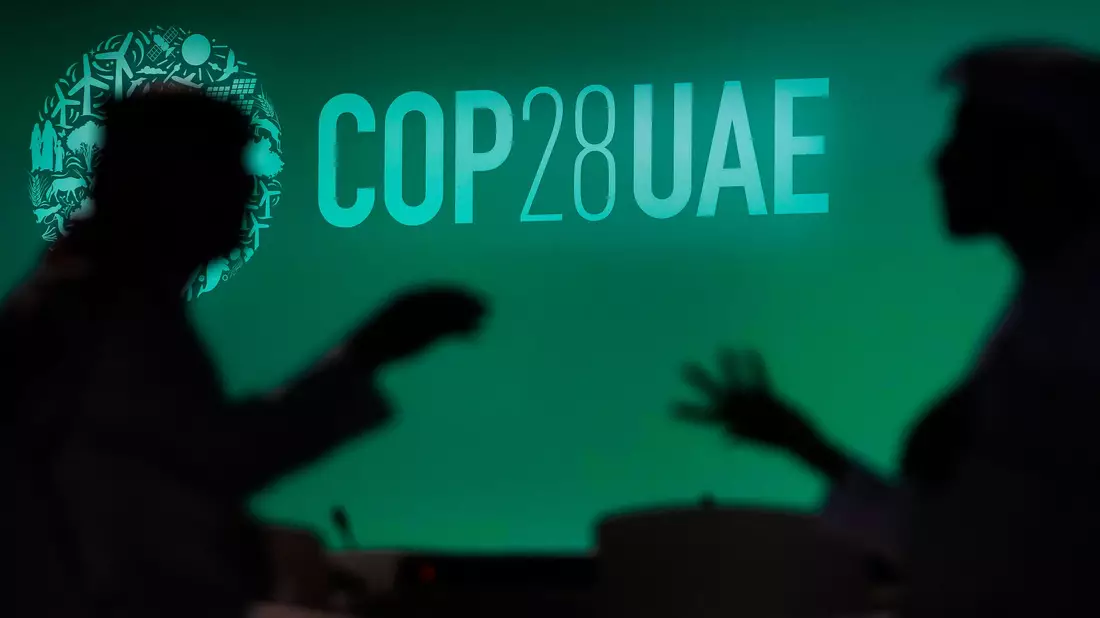 Mehr als 2450 Öl-, Gas- und Kohlelobbyisten nehmen laut einer Analyse an der UN-Klimakonferenz teil. - Bild: Rafiq Maqbool/AP