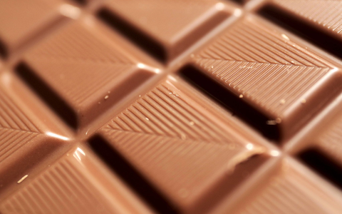 Schokolade schmeckt den Deutschen. - Foto: Oliver Berg/dpa
