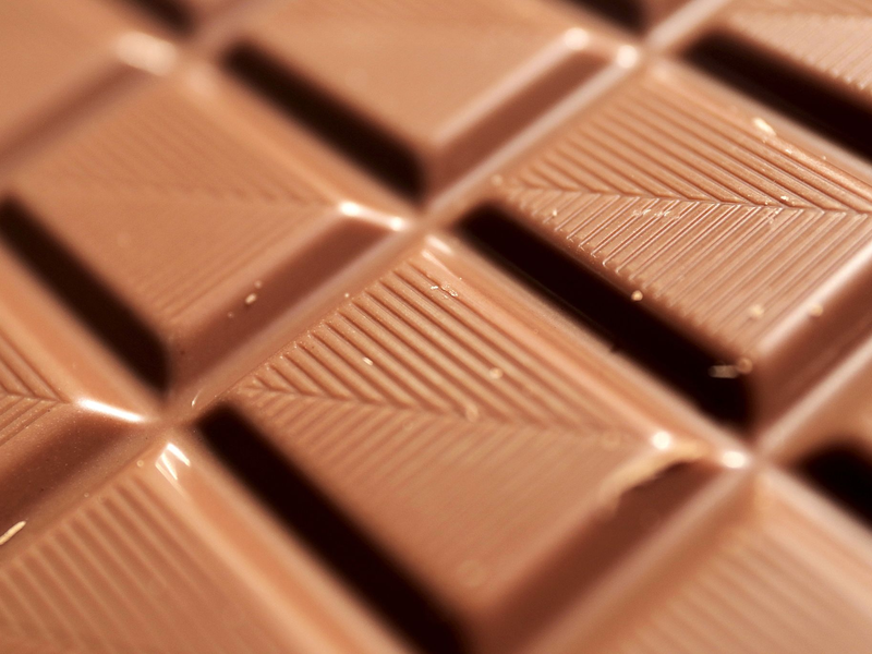 Schokolade schmeckt den Deutschen. - Foto: Oliver Berg/dpa