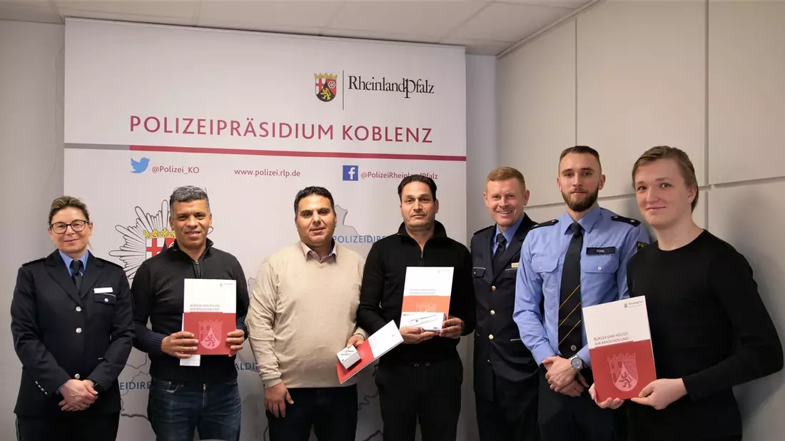 POL-PPKO: Vier Männer für vorbildliches Verhalten geehrt - Bild: presseportal.de