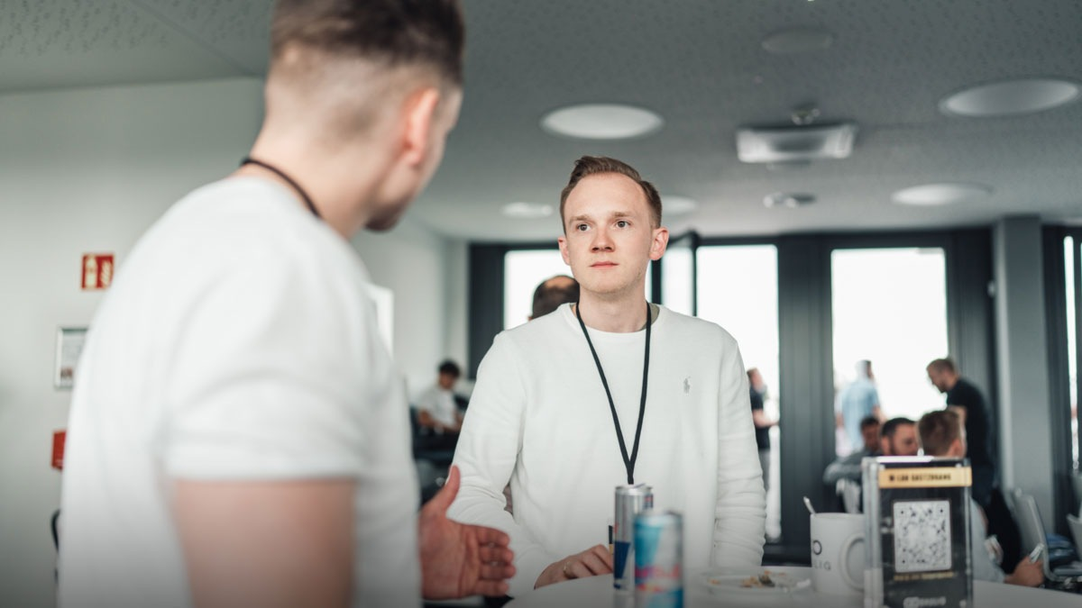 Julian Klemens von Dental Recruiting: So lösen Praxisinhaber den Nachfolgermangel in Zahnarztpraxen - Foto: presseportal.de